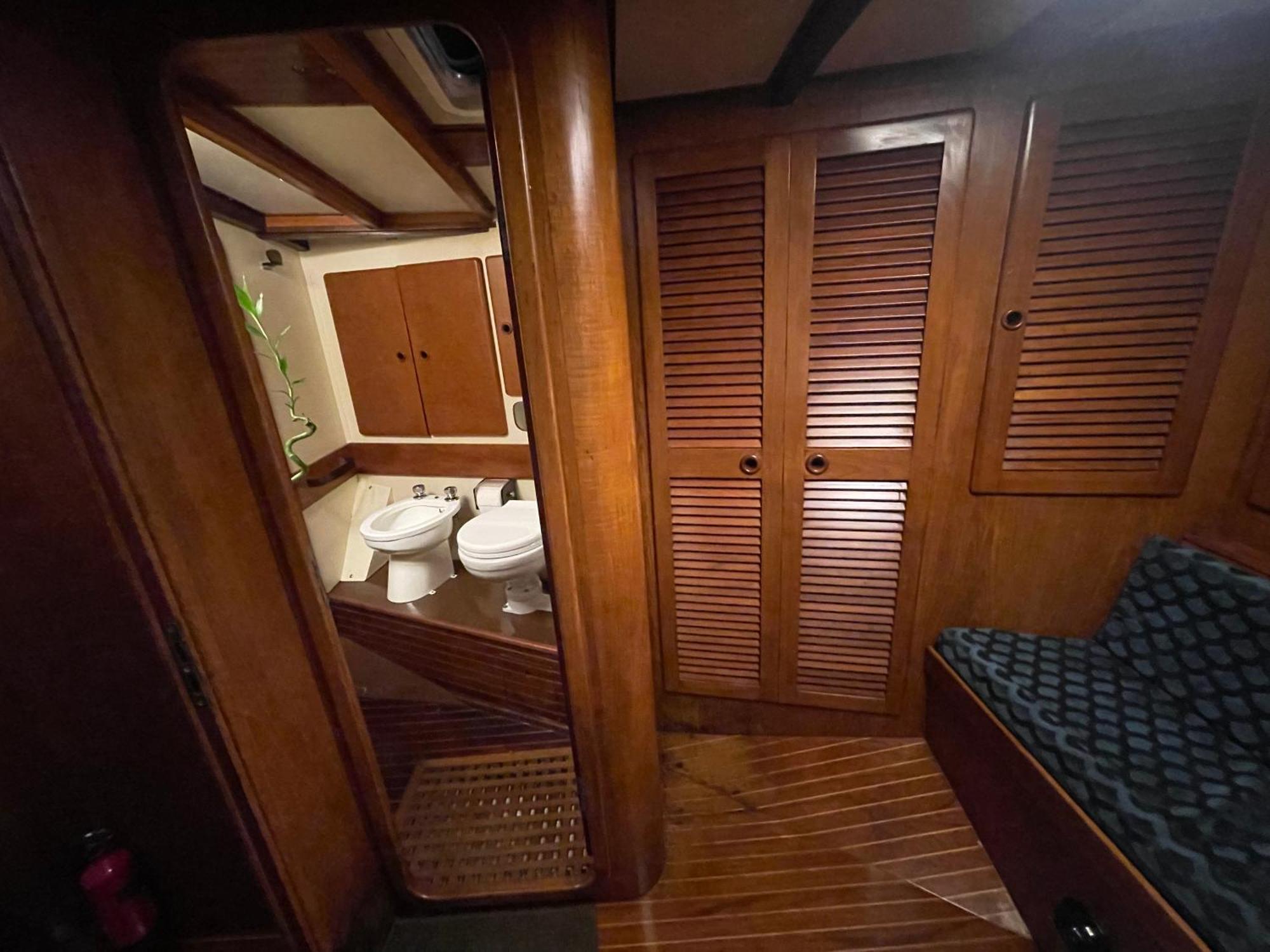 Sailboat B&B On Board คาตาเนีย ภายนอก รูปภาพ