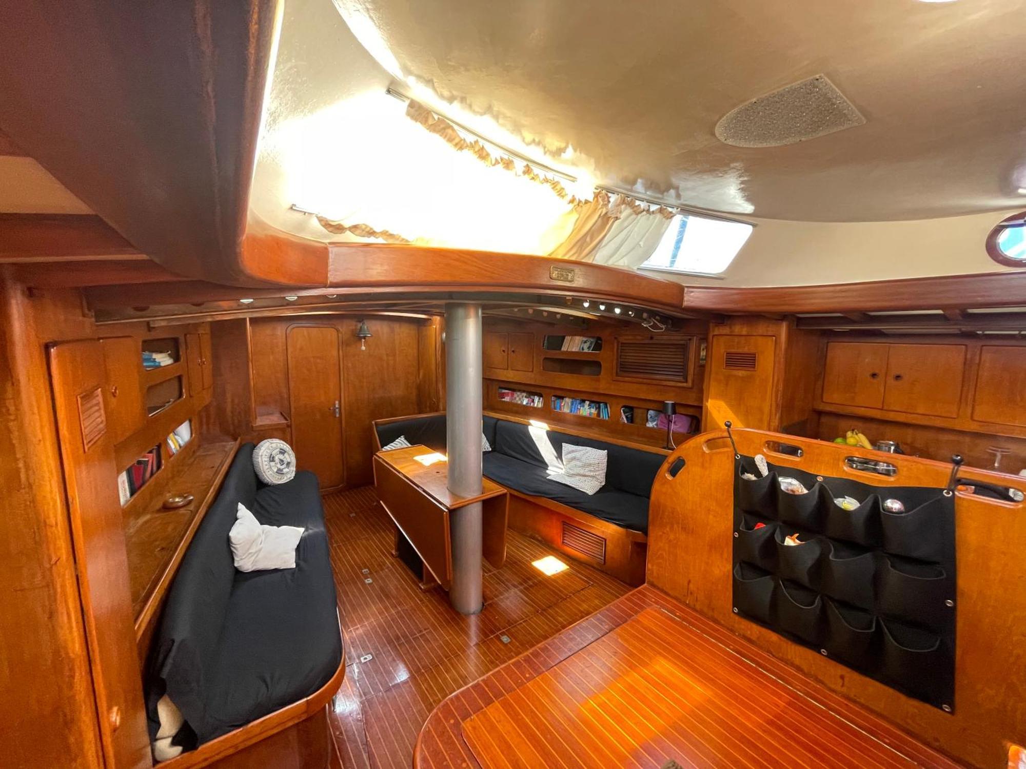 Sailboat B&B On Board คาตาเนีย ภายนอก รูปภาพ